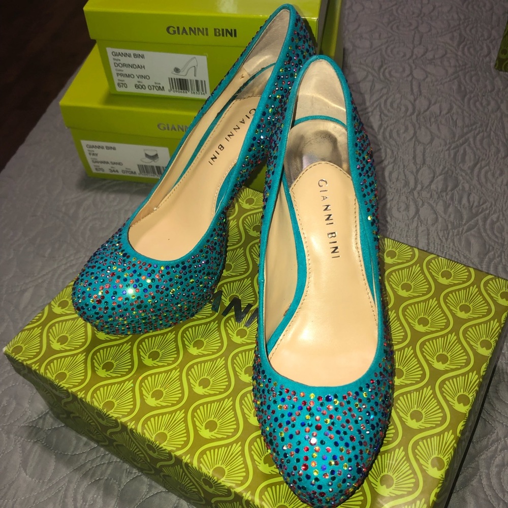 Size 7 Gianni Bini Heels